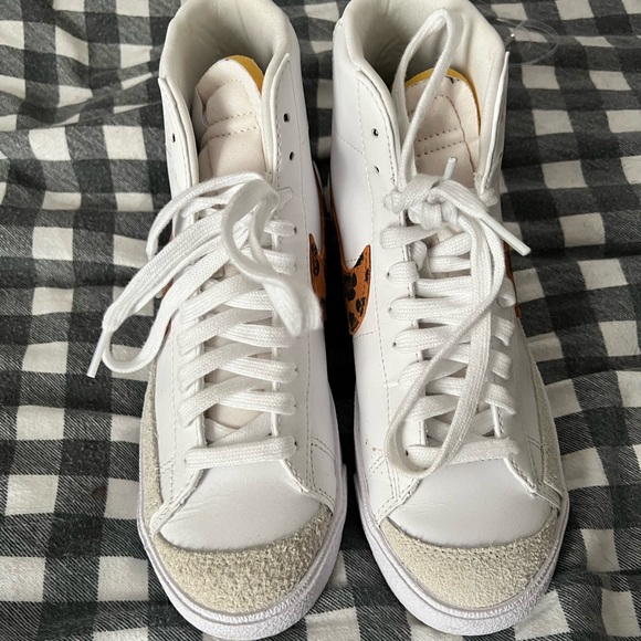 Nike Shoes - Nike blazer 77 leopard